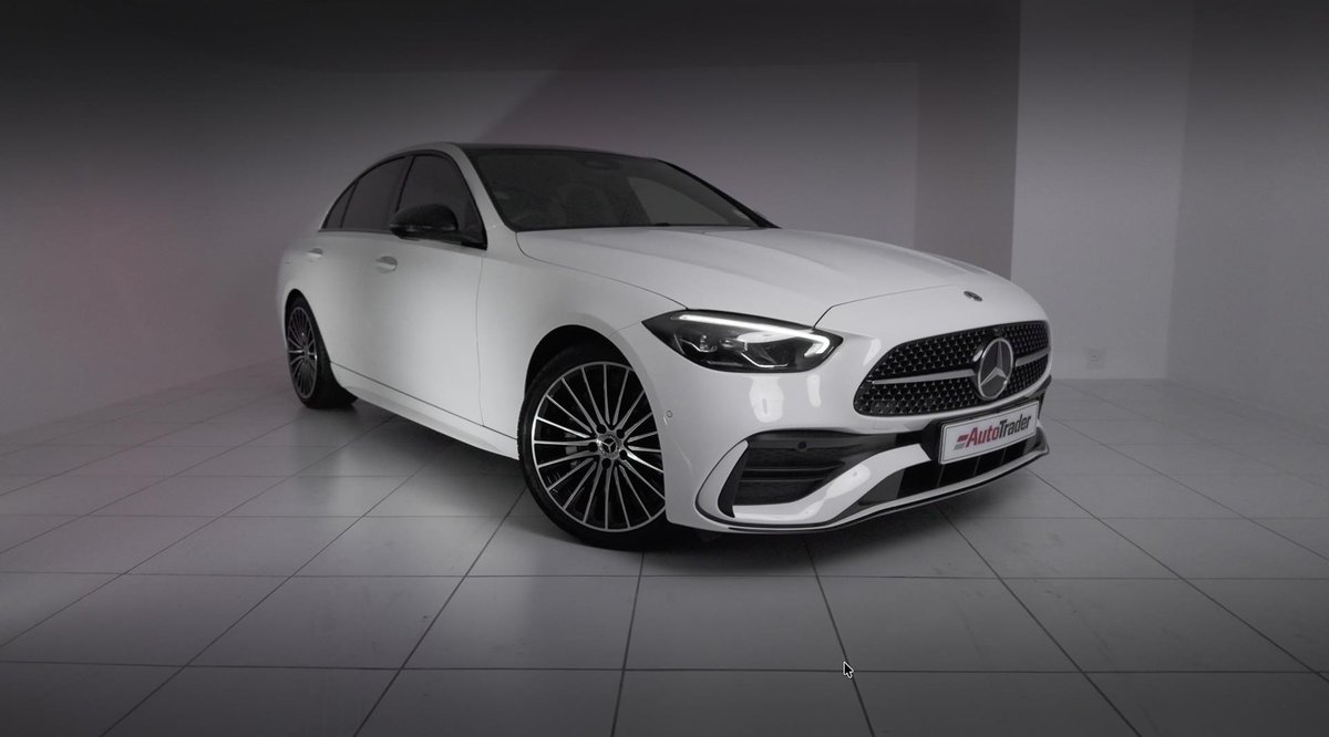 AutoTraderSA's tweet image. Locally built. Globally loved. We retest the Mercedes-Benz C200 #AMG Line to see if the #W206 still dominates the premium sedan segment.👇 
bit.ly/MercedesBenzC2…