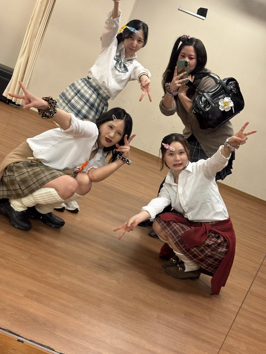 aya9231dance's tweet photo. 普通にコスプレババアwww
26日かますぞー https://t.co/YJcA7RTUBx