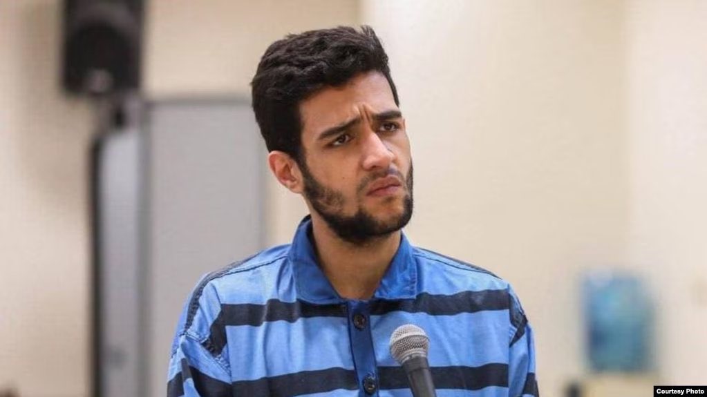 آزادی tweet media