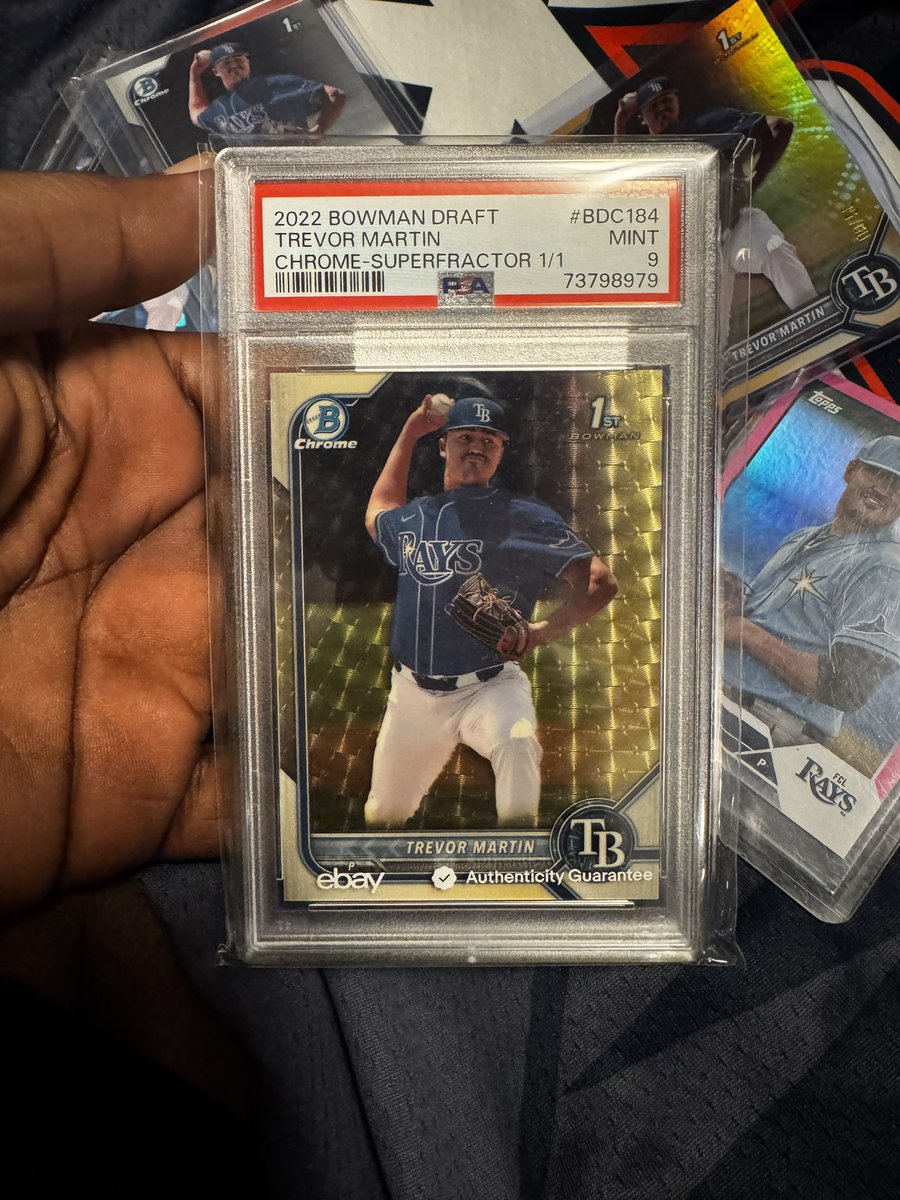 GinTrell's tweet photo. Bought this 1/1 Trevor Martin Superfractor a year ago…

Last night he made his MLB debut for the Rays 🔥
2.1 IP, 2 Ks

From prospect to the SHOW.
Only one in the world 💎

#BaseballCards #1of1 #TheHobby https://t.co/m9cjoIaBd5