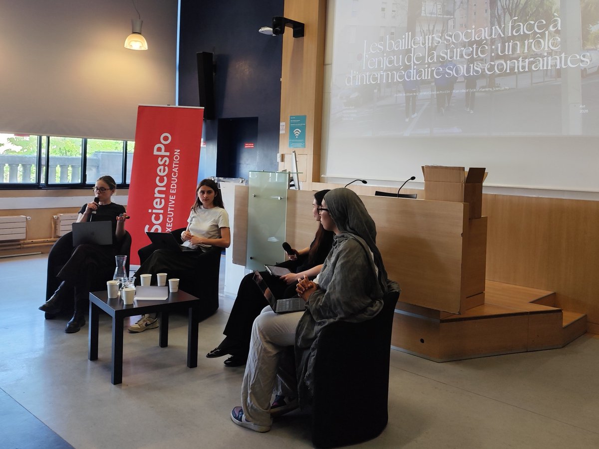 FederationESH's tweet photo. Retour sur la journée de clôture de notre parcours "#HabitatSocial, enjeux actuels et défis d’avenir" avec @SciencesPo. 🔎

Une journée autour de la #MixitéSociale, entre recherche, travaux #étudiants et ateliers.

Découvrez le programme ci-dessous. 👇 https://t.co/lKy8qGvSPa