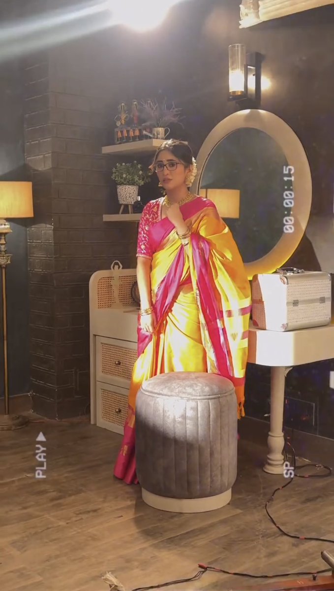 TeriiJaliina tweet media