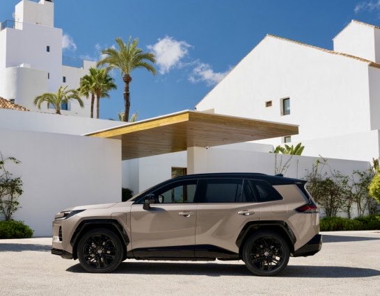 automotorcope's tweet image. Tu tiempo ⏱ #motor en@COPE @Poniendocalles Antes ⁦@HerreraenCOPE⁩ @losfosfonautas @puertoen contaremos la #actualidad #automocion #coches #novedades ⁦@ToyotaPrensa⁩ #usados ⁦@Ganvam⁩ #carreteras #consultas compra #oyentes @DGT ⁦@cnaeoficial⁩ #conductores