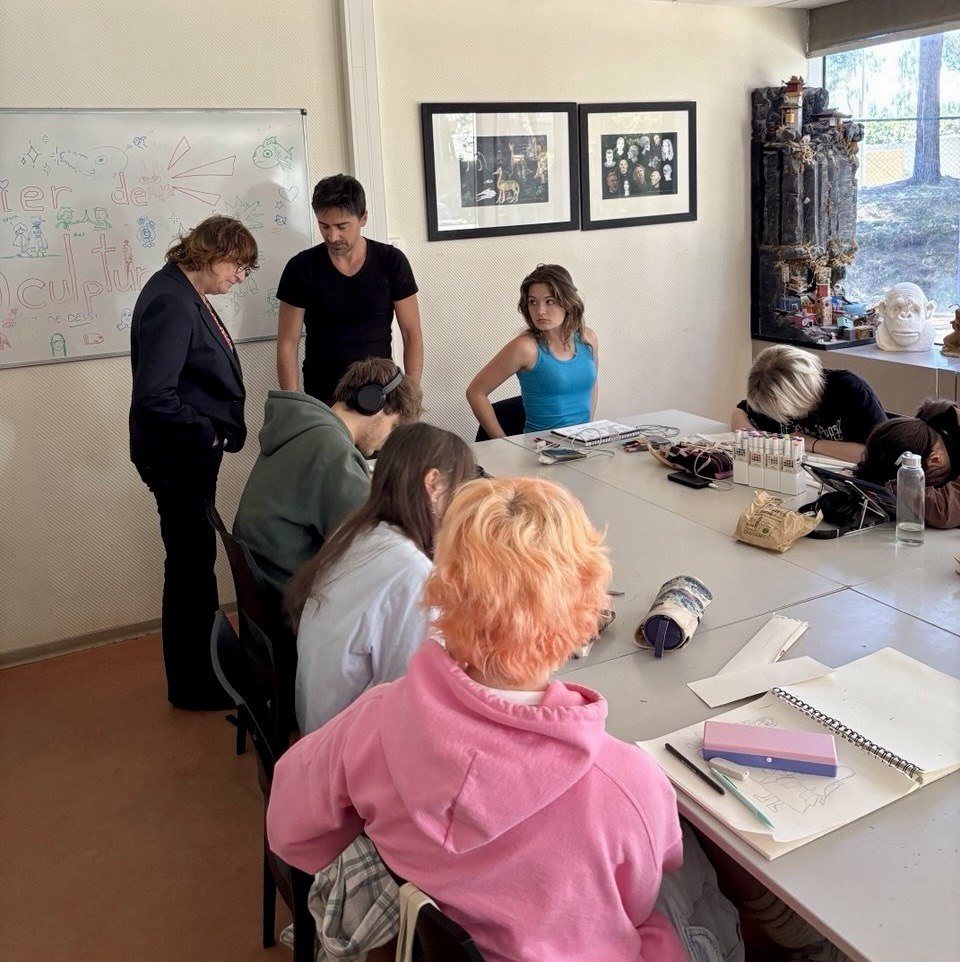 F_DombreCoste's tweet image. Visite du campus ArtFX à #Montpellier avec Luc Pourrinet, directeur du développement

Une école d’excellence au cœur d’un écosystème local des ICC dynamiques, sur lesquelles elle s’appuie pleinement.

👉 Des talents déjà primés, formés aux métiers de l’animation, du jeu vidéo et