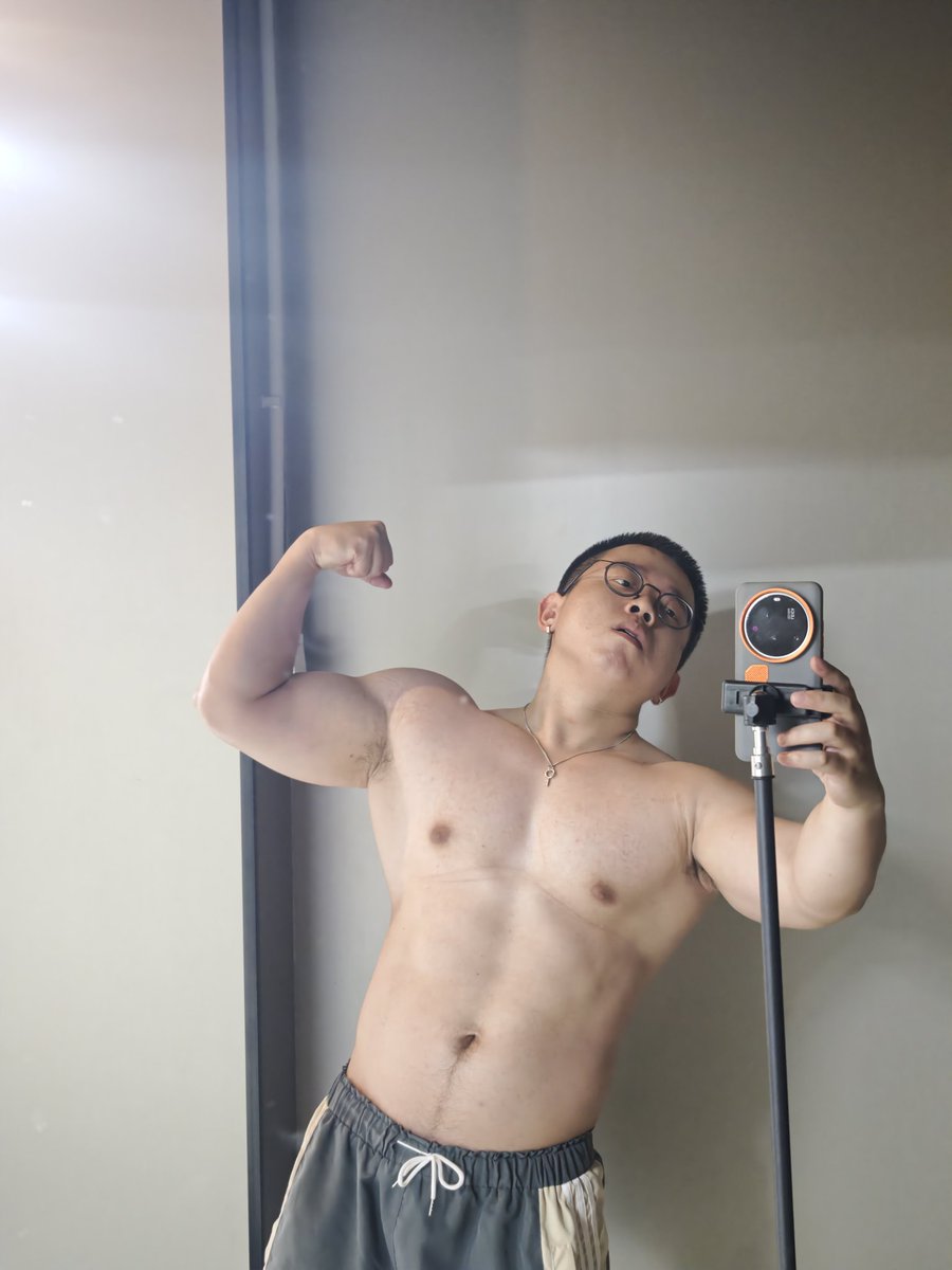 不吃番茄 tweet media