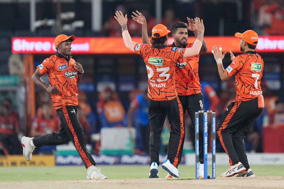 IndianPremierLeague tweet media