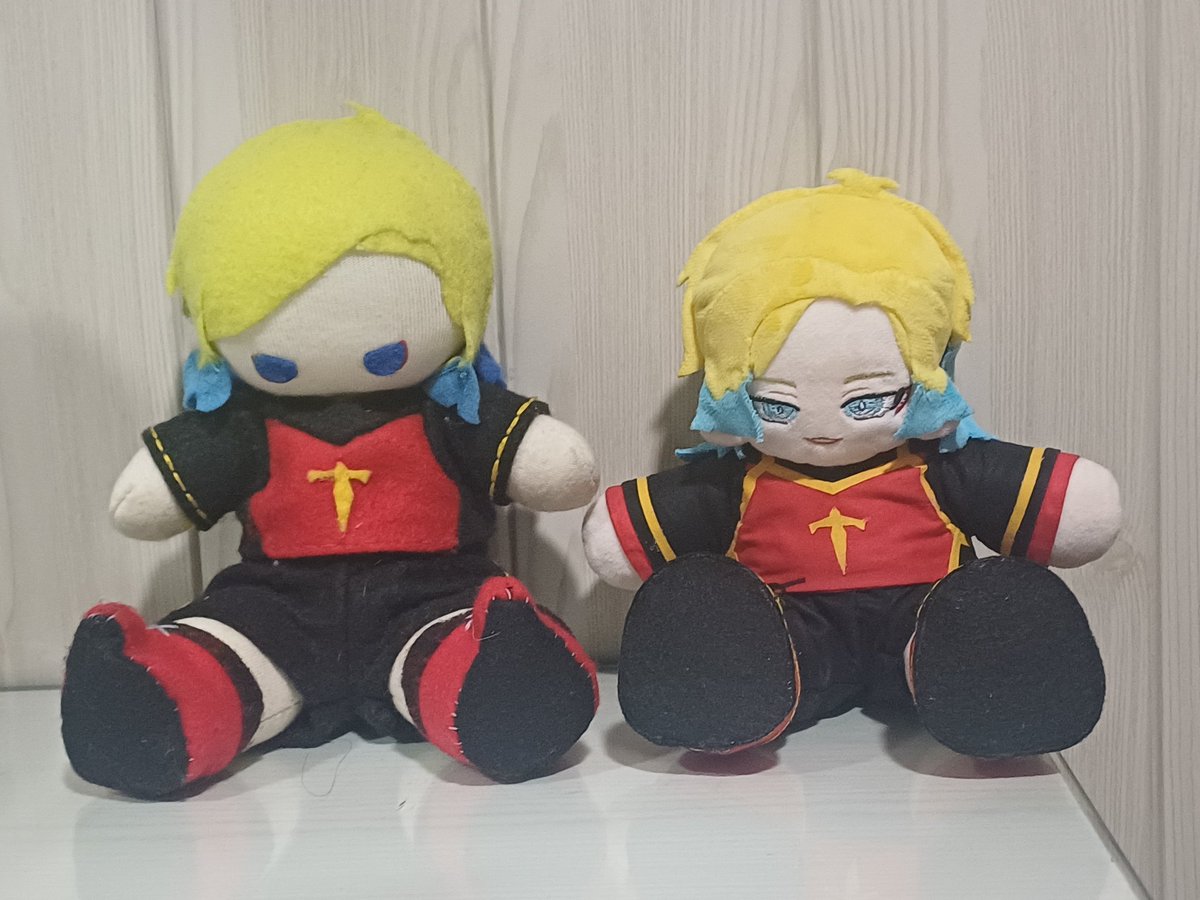 hammyyy_dc's tweet image. the difference a year can make 🥹🥹

it's surreal to think about how bllk got me to restart a hobby i never thought i'd be serious with at all

now to get started with my other favs—

#kaiser #michaelkaiser