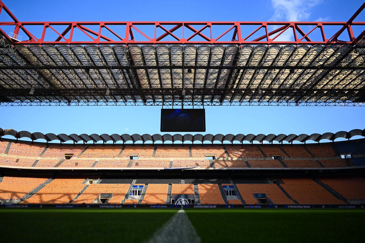 Inter's tweet photo. Bentornati a casa 🏟️ https://t.co/pKJ9z4XMRE