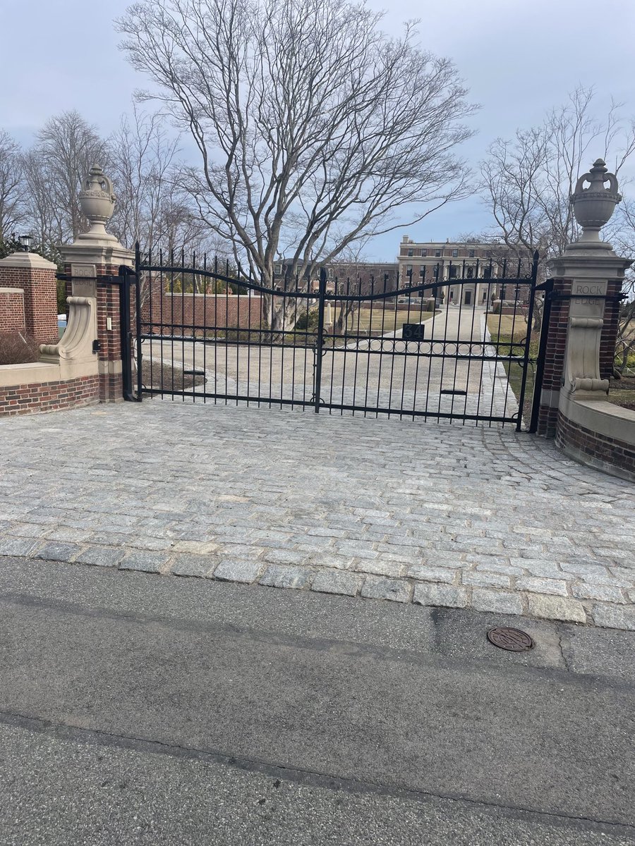 scooperon7's tweet image. Big Bucks in Beverly: Prosecutors reveal for the first time during a dangerousness hearing for  Emanjae Brown charged in that Beverly Mansion home invasion that the total loss in the brazen break was close to $8 million dollars between gold silver and pricey watches #7News