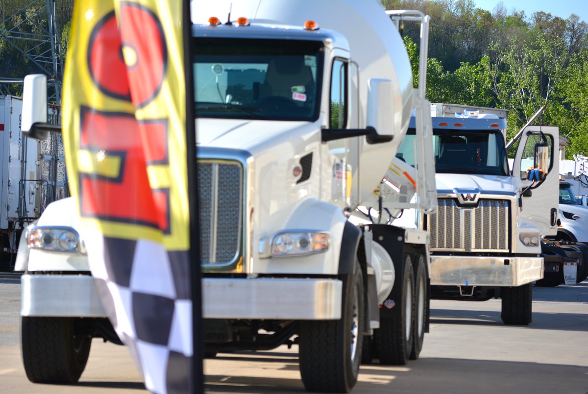 CPGConcreteKC's tweet image. CPG #MixerDriverRodeo brought together some of the best drivers in the industry in Kansas City. Drivers faced 11 unique challenges designed to test their knowledge, precision, and skill behind the wheel.
#DriverExcellence #skilledtrades