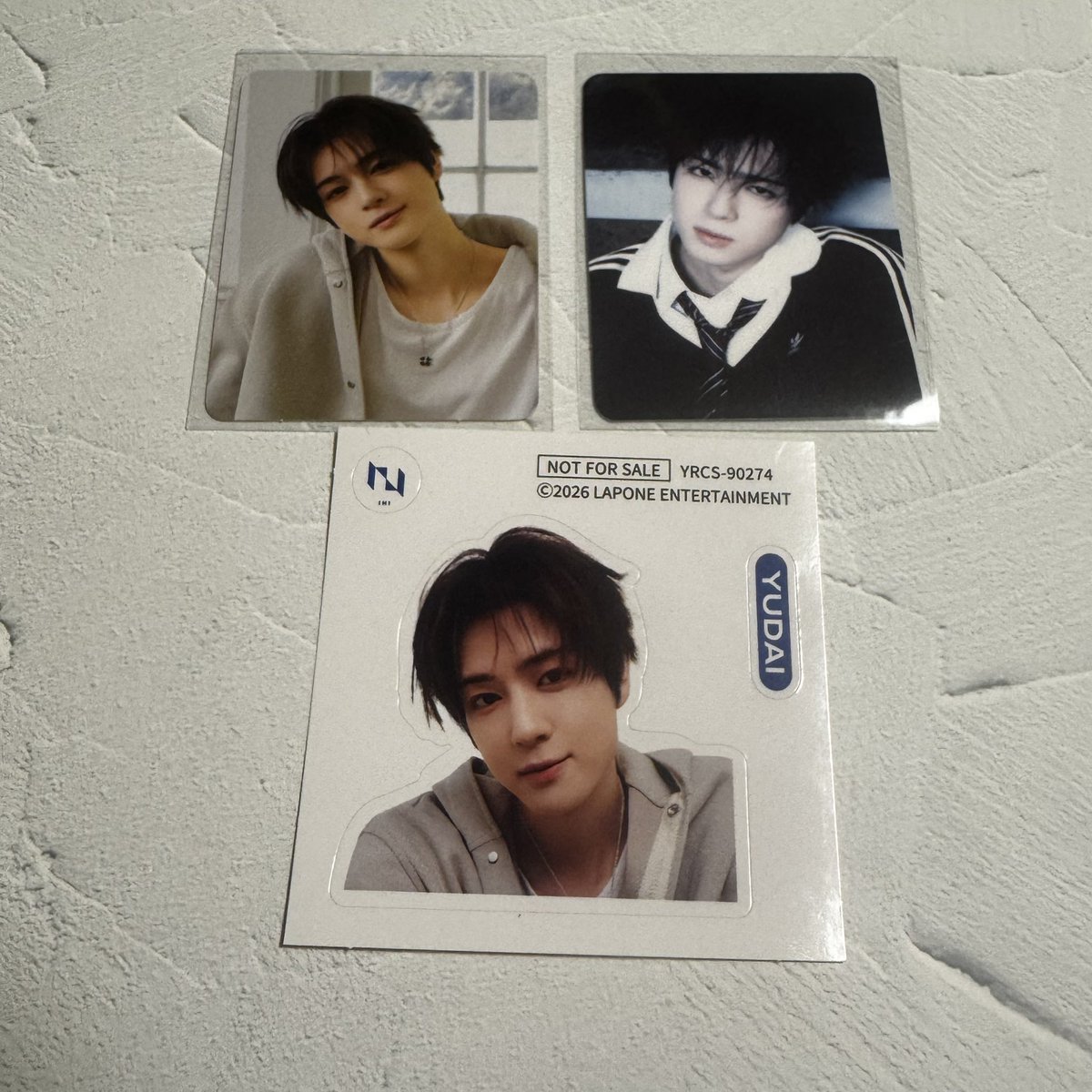 フユツキ tweet media