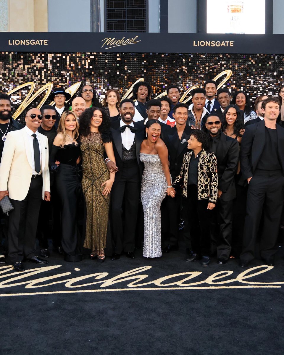 Critics Choice Awards tweet media