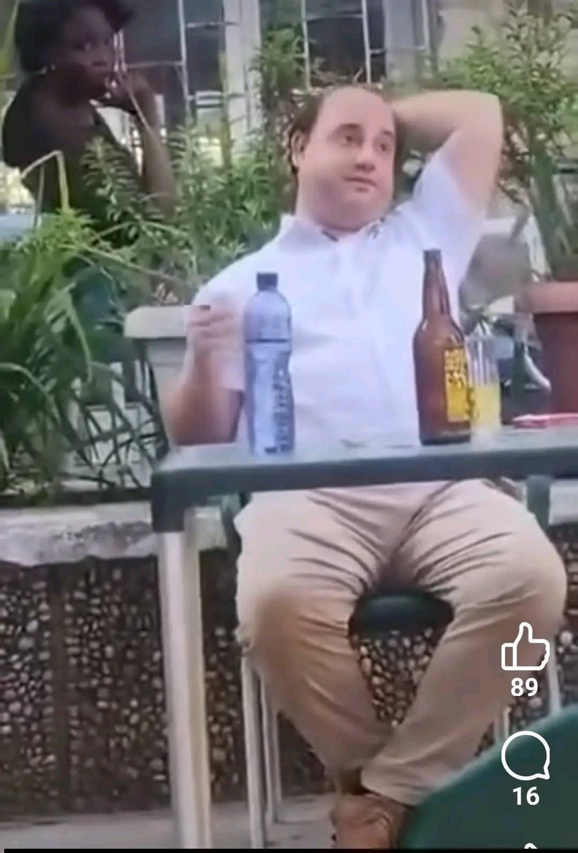 Monsieur Bana01 tweet media