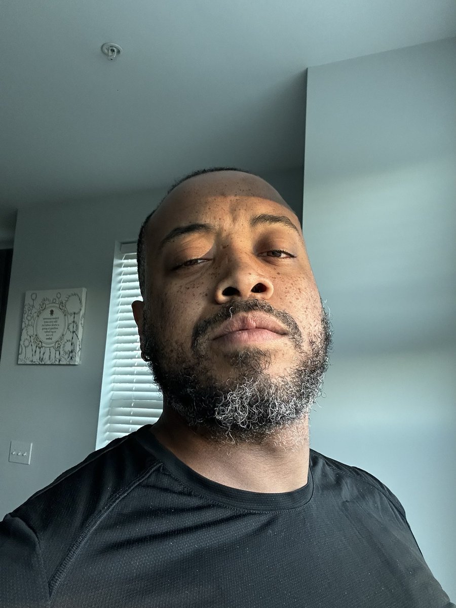 somebody daddy tweet media