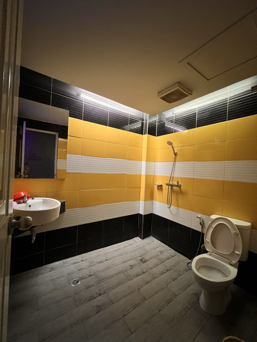 𝘊𝘩𝘶𝘣𝘣𝘺 𝘉 tweet media