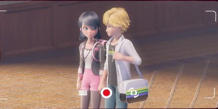 I love their custom of holding hands😻

#adrienette #mlbs6spoilers