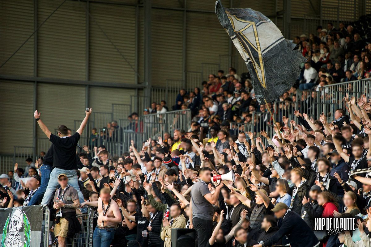 KDLB92's tweet photo. J30 : ANGERS SCO - HAVRE AC https://t.co/wUKf69QnhP