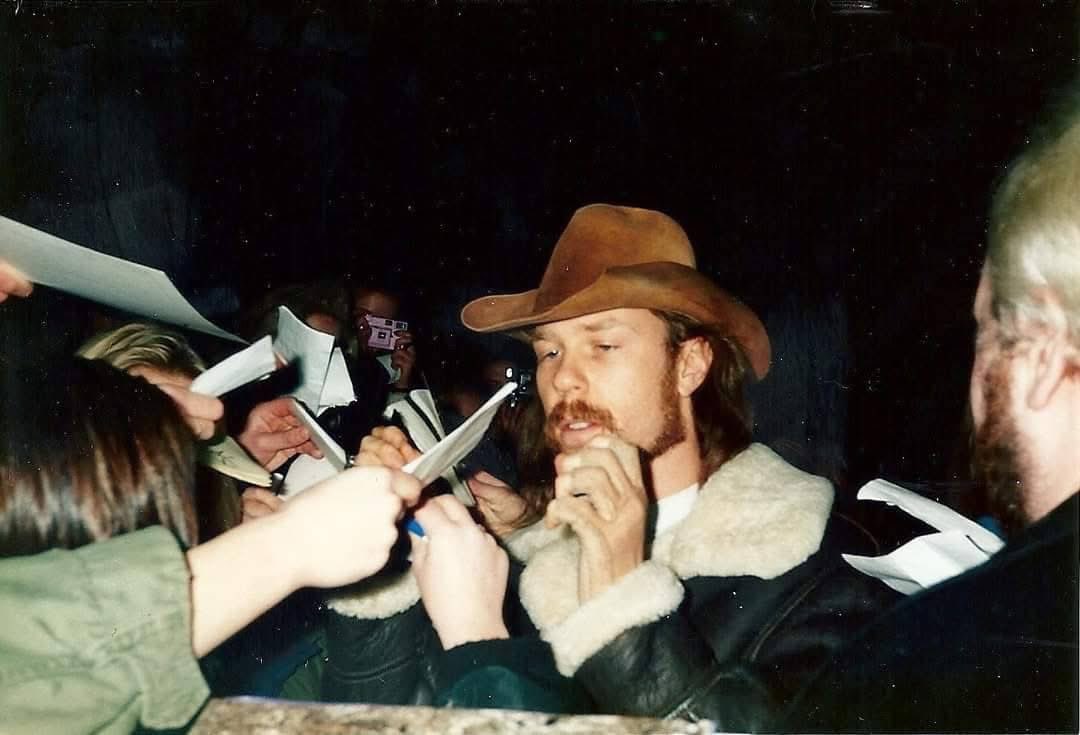 Kitti🕷️ྀི tweet media