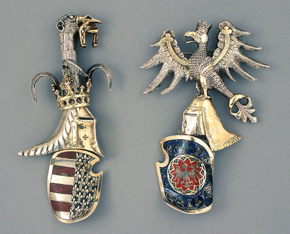 IldikoVelency's tweet image. 1/Louis's coat of arms showing, clockwise from upper left: the ancient arms of Hungary dimidiated with France; the Polish eagle; the Dalmatian lions' heads; the modern arms of Hungary.
2/Lands ruled by King #Louis the Great: Personal union between the Kingdom of #Hungary and the