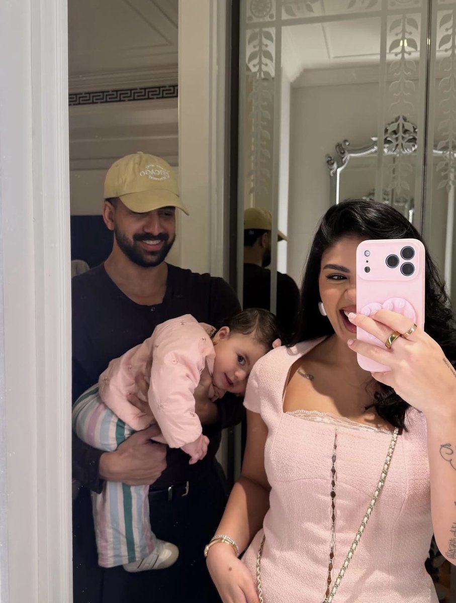 Classigram tweet media