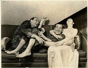 ThameTheatre's tweet image. We have now added Saturday matinees to our next TP shows:
Sat 9th May 2:30pm - Ladies In Lavender by Shaun McKenna
Sat 11th Jul 2:30pm - Pack Of Lies by Hugh Whitemore
Sat 12th Sep 2:30pm - Design for Living by Noël Coward
thameplayers.co.uk/what-s-on
#drama #liveonstage #oxfordshire