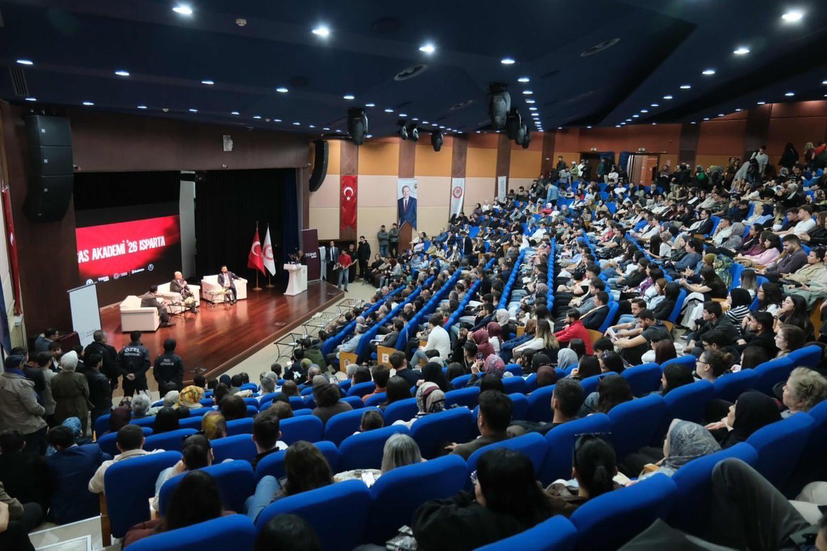 Mevlüt Çavuşoğlu tweet media