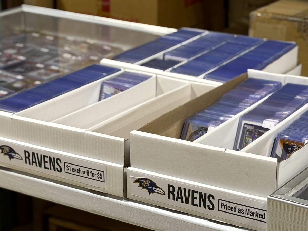 SCCTradingCards's tweet image. DON'T FORGET: Steel City Collectibles is the EXCLUSIVE vendor for single cards of the Pittsburgh Steelers, Baltimore Ravens, Cleveland Browns, and Cincinnati Bengals!

Learn more here 👉 scc.shopping/4sIZk2f

#Topps #NFLDraft