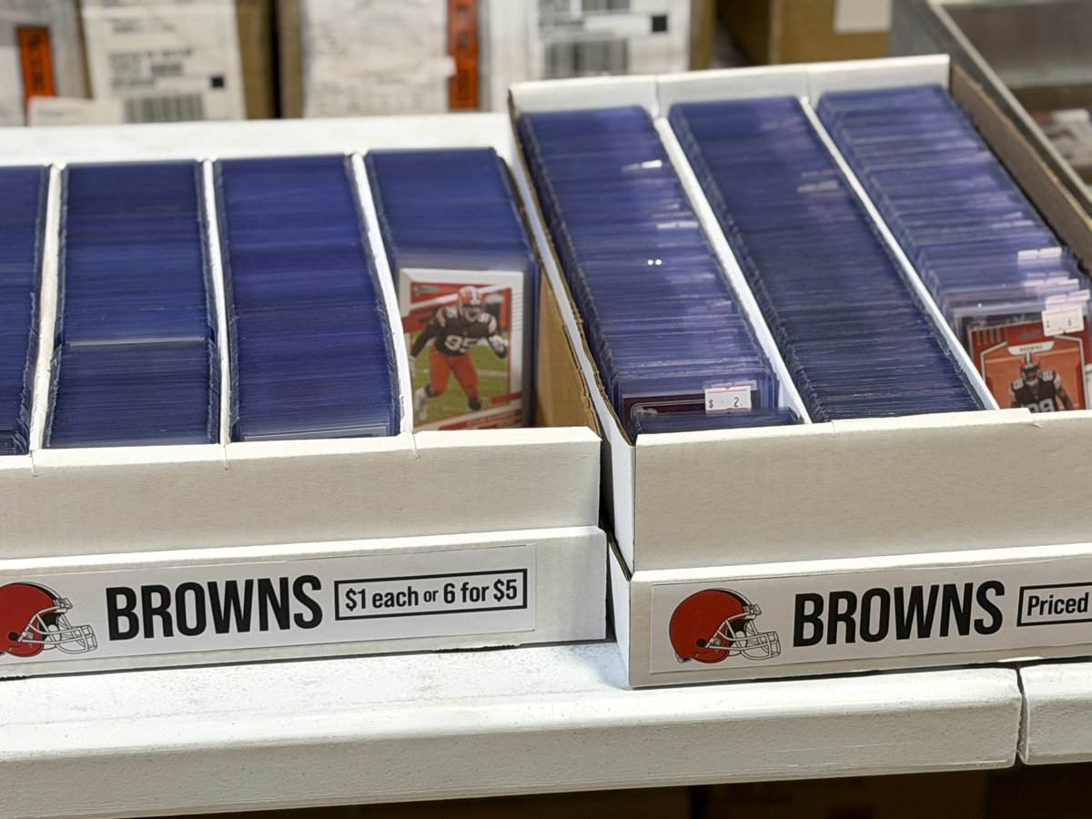 SCCTradingCards's tweet image. DON'T FORGET: Steel City Collectibles is the EXCLUSIVE vendor for single cards of the Pittsburgh Steelers, Baltimore Ravens, Cleveland Browns, and Cincinnati Bengals!

Learn more here 👉 scc.shopping/4sIZk2f

#Topps #NFLDraft