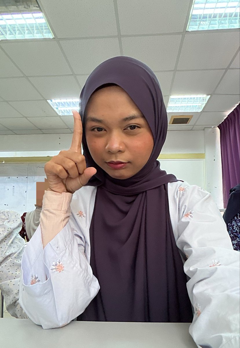 foxyrin (final year) •᷄ɞ•᷅ tweet media