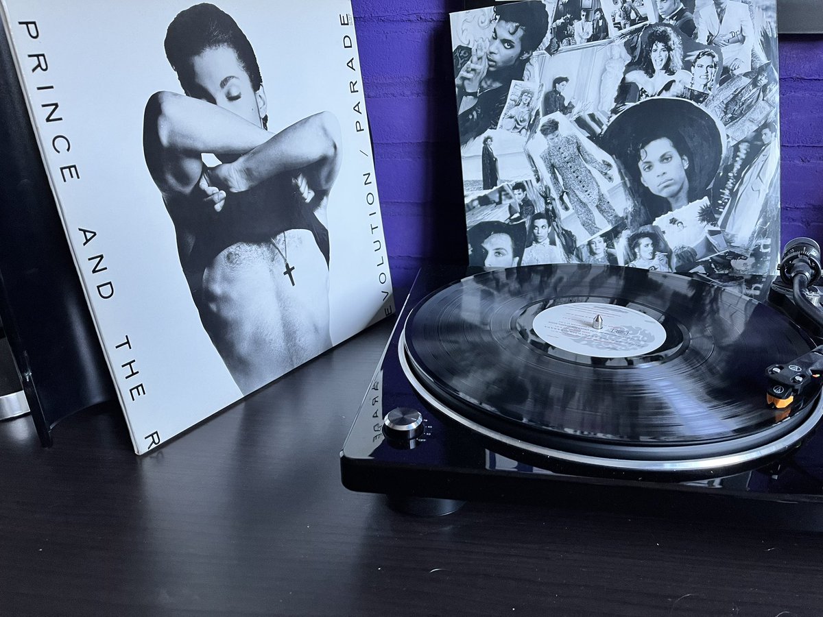 DonQuichotte69's tweet image. #plaatvandedag Prince &amp;amp; The Revolution - Parade (1986) Op zijn tiende sterfdag besef ik me dat ik me gelukkig mag prijzen dat ik hem zo vaak live heb mogen zien. I miss him. #princelegacy #vinylcollection #80music
