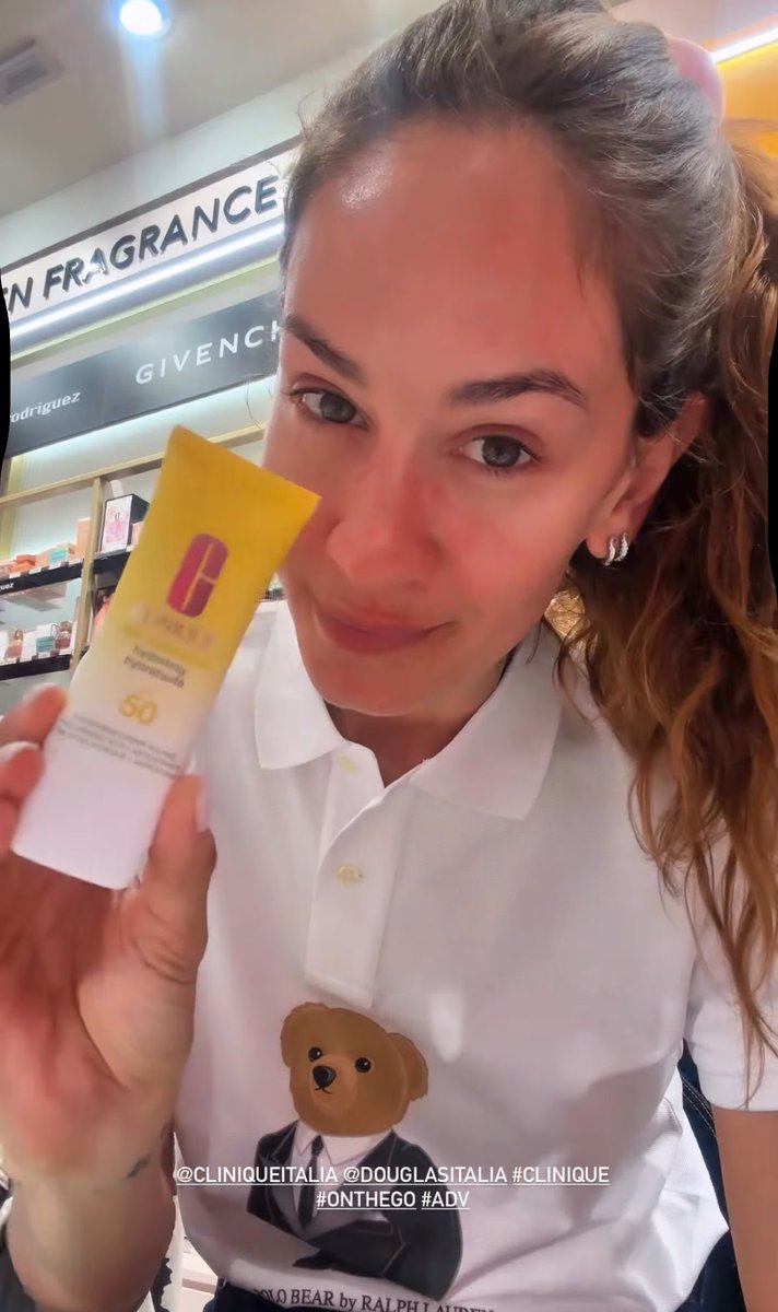 𝓛𝓪𝓒𝓻𝓲 💙🖤 (ero Santero)) tweet media