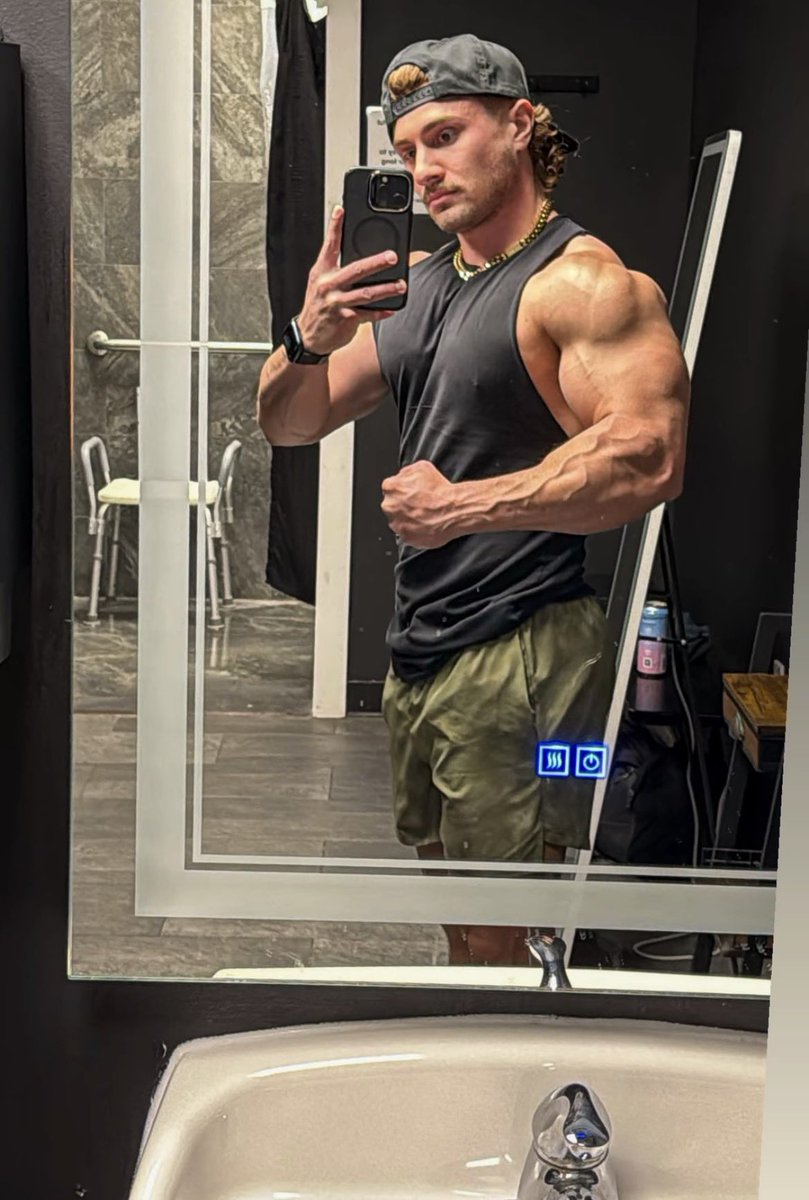 Alpha Ryan tweet media