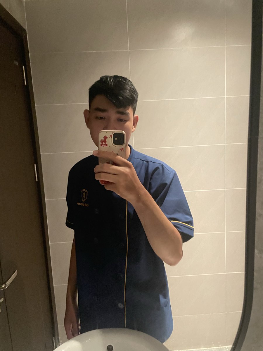 Phuc2004 tweet media