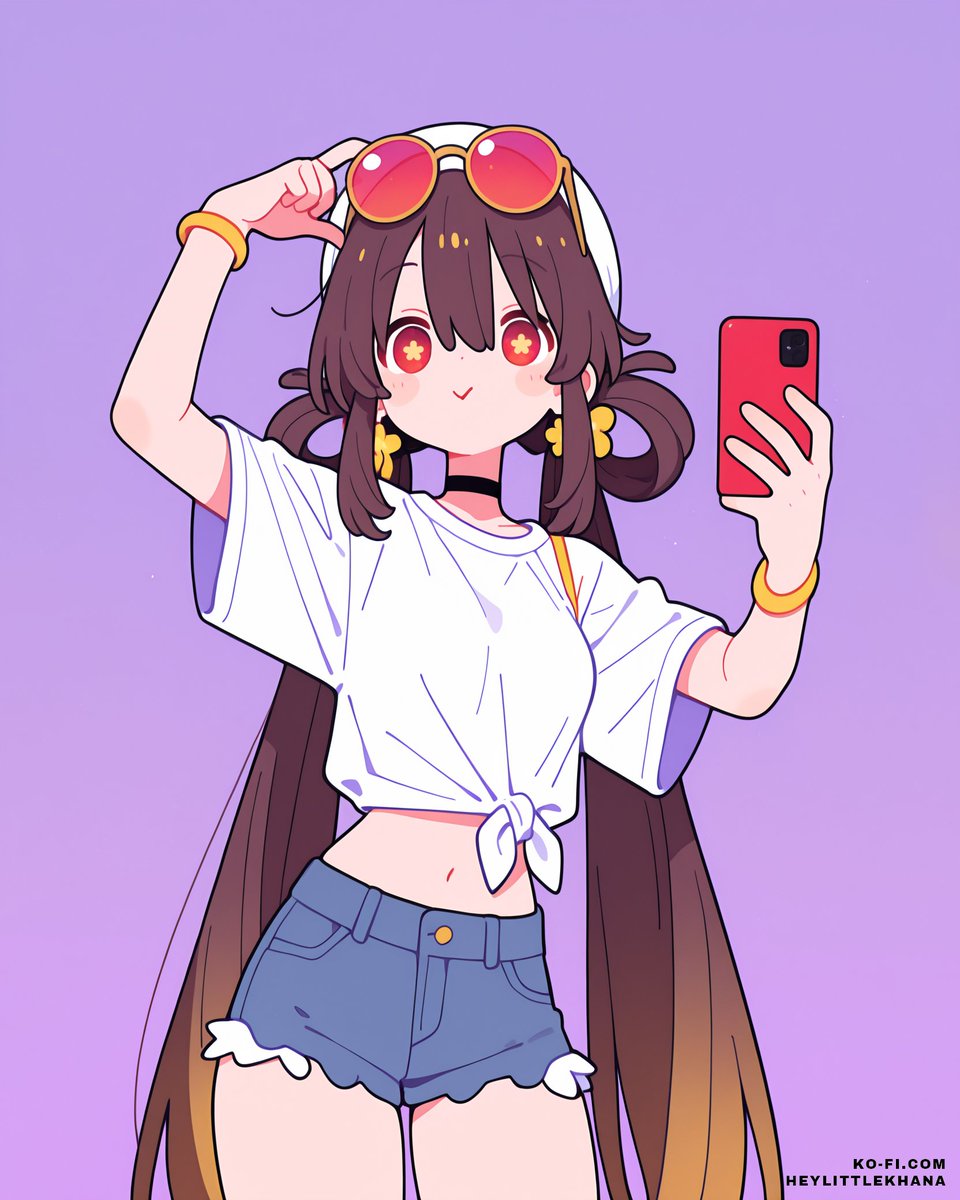 HeyLittleKhana tweet media