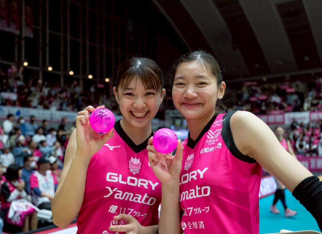 Nothing is worth if you are not happy. tweet media