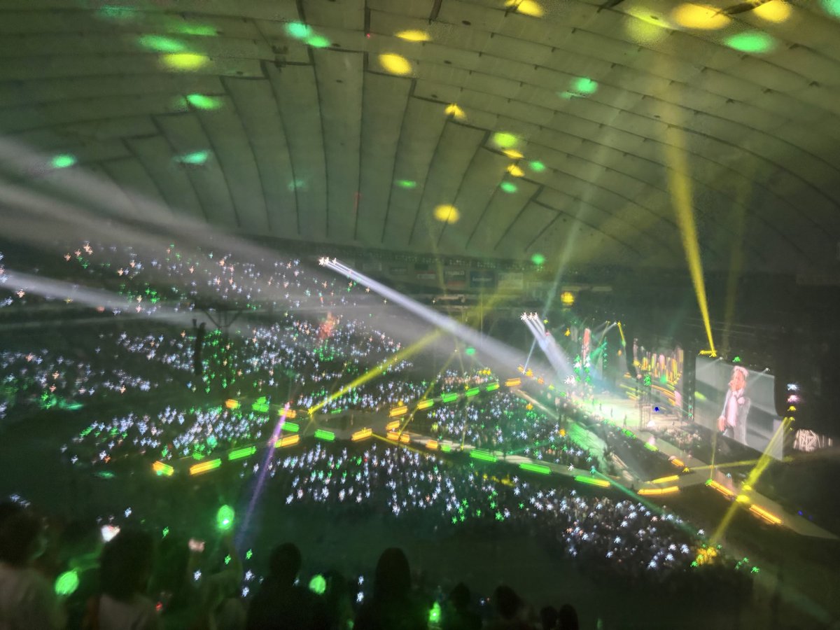 masachirilock's tweet photo. EXILE THE REASON
最高だった！
道を大合唱した！
タオル、無くしたんだけど仲間たちが買ってくれた🥹🥹
とにかく最高の1日だった！！
#EXILE #EX_THEREASON #東京ドーム https://t.co/cTwCfWSyoO