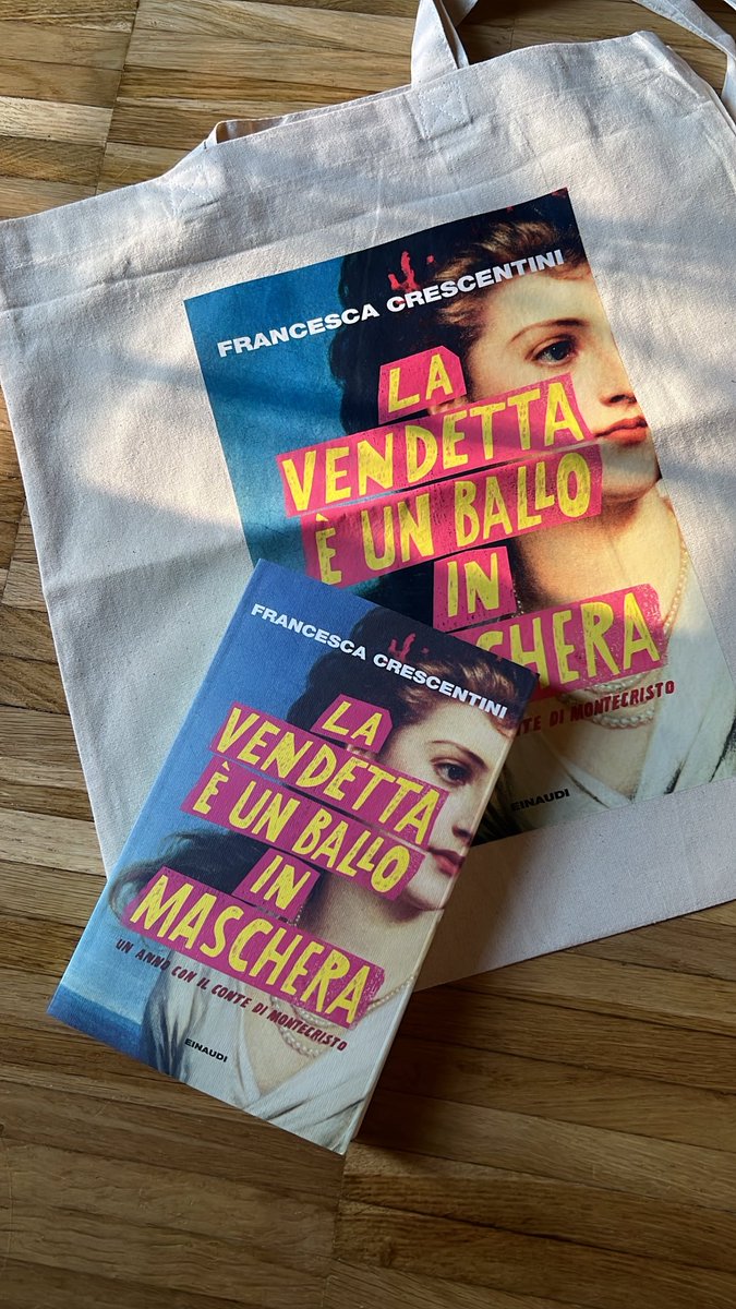 chiaravillage's tweet photo. Grazie Fra per avermi regalato il tuo primo libro che non vedo l’ora di leggere, un po’ perché il Conte mi ronza intorno per vari motivi da tempo, un po’ perché credo che qs libro mi riguardi. E che il mio rituale di vendetta possa essere un ballo 📚 
@tegamini @Einaudieditore https://t.co/uEqxjPp3GB