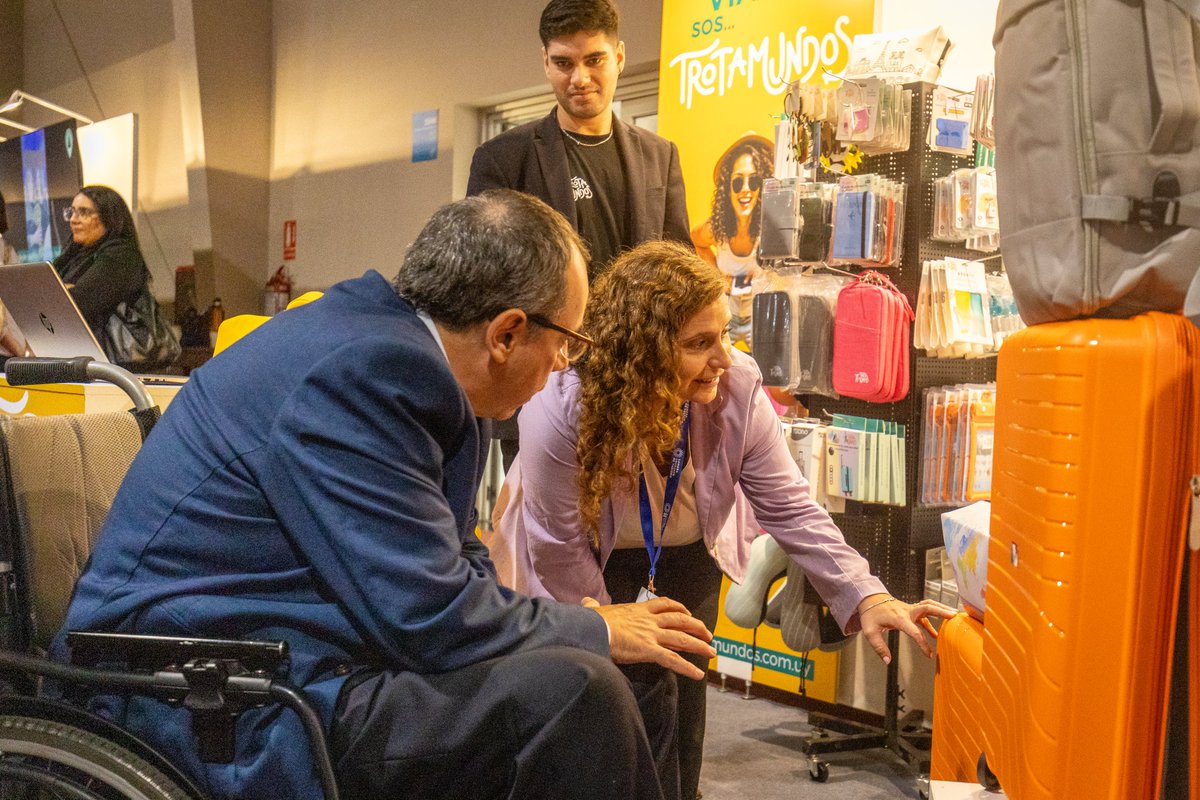 CamturUruguay's tweet photo. Expo Turismo Uruguay nace como una plataforma de promoción, intercambio y desarrollo para el sector, fortaleciendo la articulación público-privada y acercando al público nuevas oportunidades para planificar sus próximos viajes. https://t.co/AMkGY0fnxt