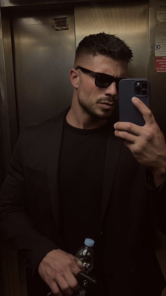 𝙼𝚊𝚝𝚝 𝙱𝚛𝚘𝚠𝚗. tweet media