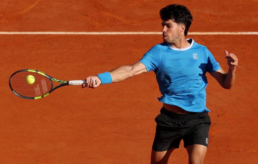 bandsports's tweet image. Lesão no punho pode tirar Alcaraz de Roland Garros: “O próximo teste será crucial” 🎾

Saiba mais ➡️ tinyurl.com/swswj7c5

#CarlosAlcaraz #RolandGarros #Tênis #BandSports