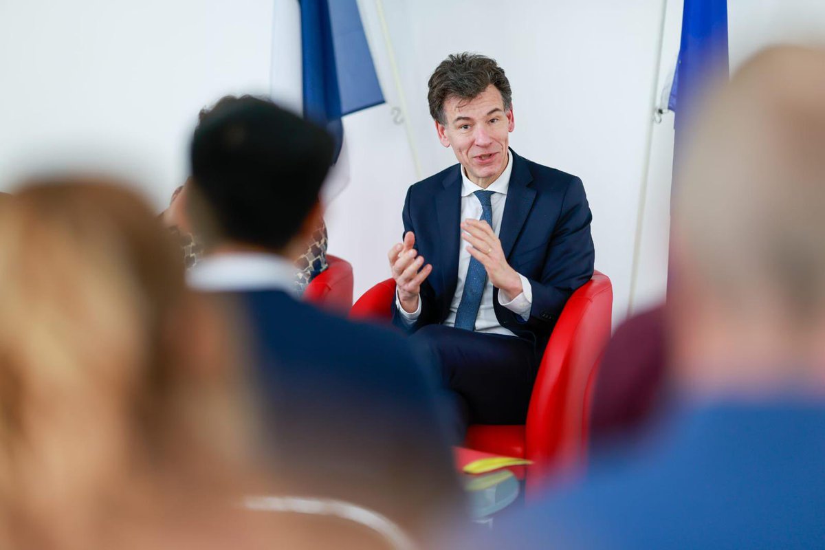 Philippe Baptiste tweet media