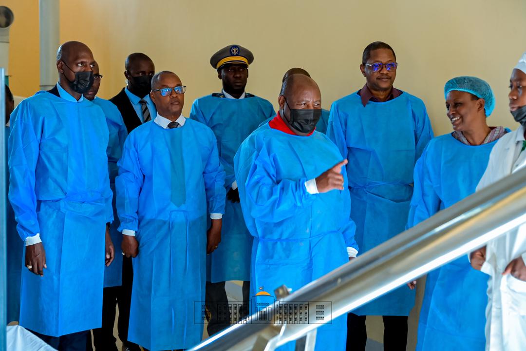 Nyenicubahiro <a href="/GeneralNeva/">SE Evariste Ndayishimiye</a> yaratembereye ihinguriro ry'ifu y'ubuyi bw'abana n' abakuze i Ouagadougou, nyen'ihinguriro ni Umurundikazi yitwa ITEKA Ingue ahabaye imyaka 26 .
