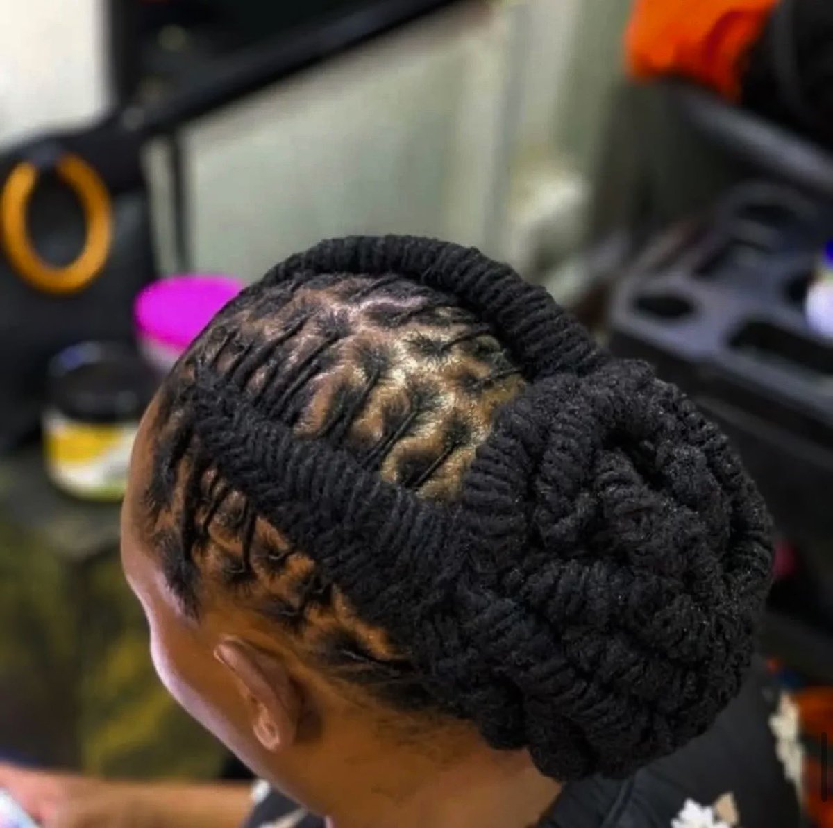 Hagen Hair Studio tweet media
