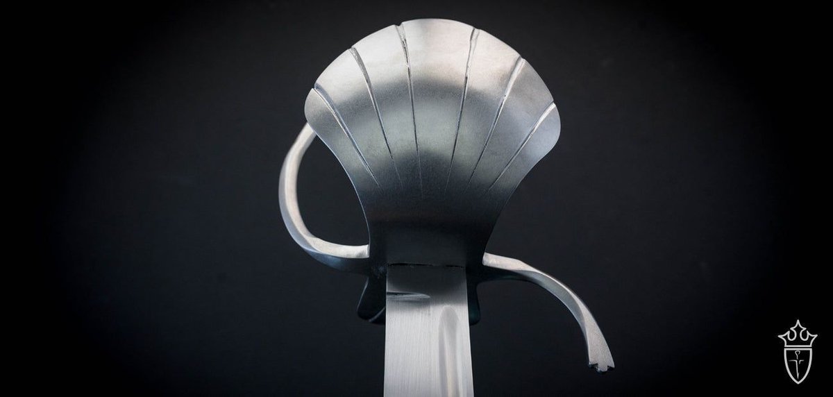 CASIberia's tweet photo. πBack in Stock - Shell Guard Cutlass
https://t.co/WrEEq6IJoe
Command the Seven Seas again! Our very sharp cutlass is ready for your next swashbuckling adventure!
#cutlass #kingstonarmsswords #swordsofinstagram #historicaleuropeanmartialarts #kingstonarms #europeanswordsmanship #Sword #handmade #swordlife #sparring #swachbuckling