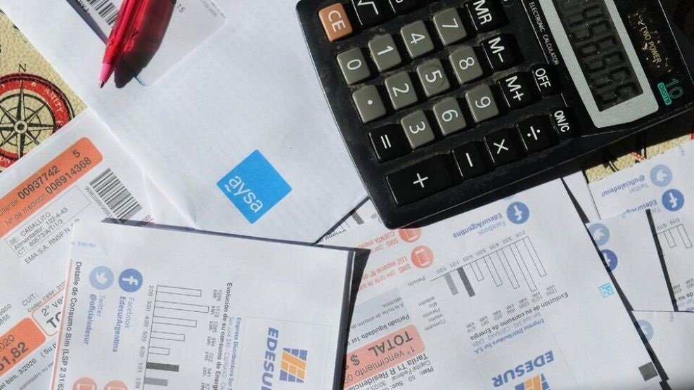 diariohoynet's tweet image. 💡📈 #Tarifas | #Aumentos 

Los servicios públicos aumentaron casi 50% en un año

El costo de la canasta de servicios en el AMBA se aceleró en los últimos 12 meses y quedó 18 puntos por encima de la inflación.

diariohoy.net/politica/los-s…