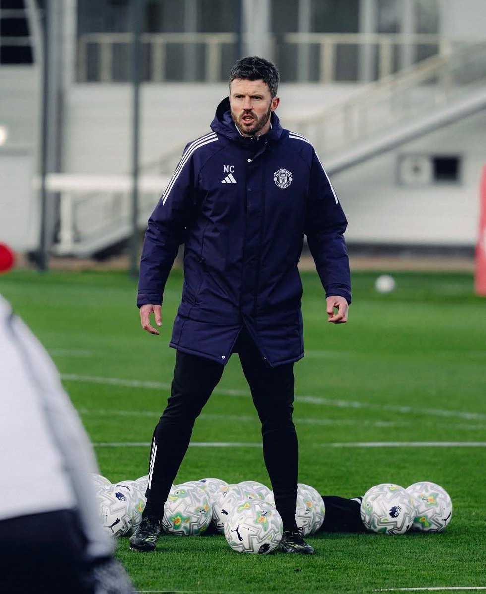 rú𝑩𝑬𝑵 🇵🇹 tweet media