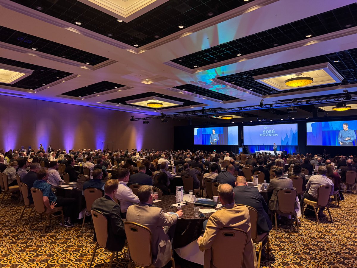 HaFSBXTeam's tweet photo. We’re at the @AmericanBakers Convention this week! 🍞

Great connections and meaningful conversations. We’re excited to connect with customers and be part of everything happening in the bakery industry.

#HSBX #IngredientHandling #ABAConvention https://t.co/oBBDcN6c40