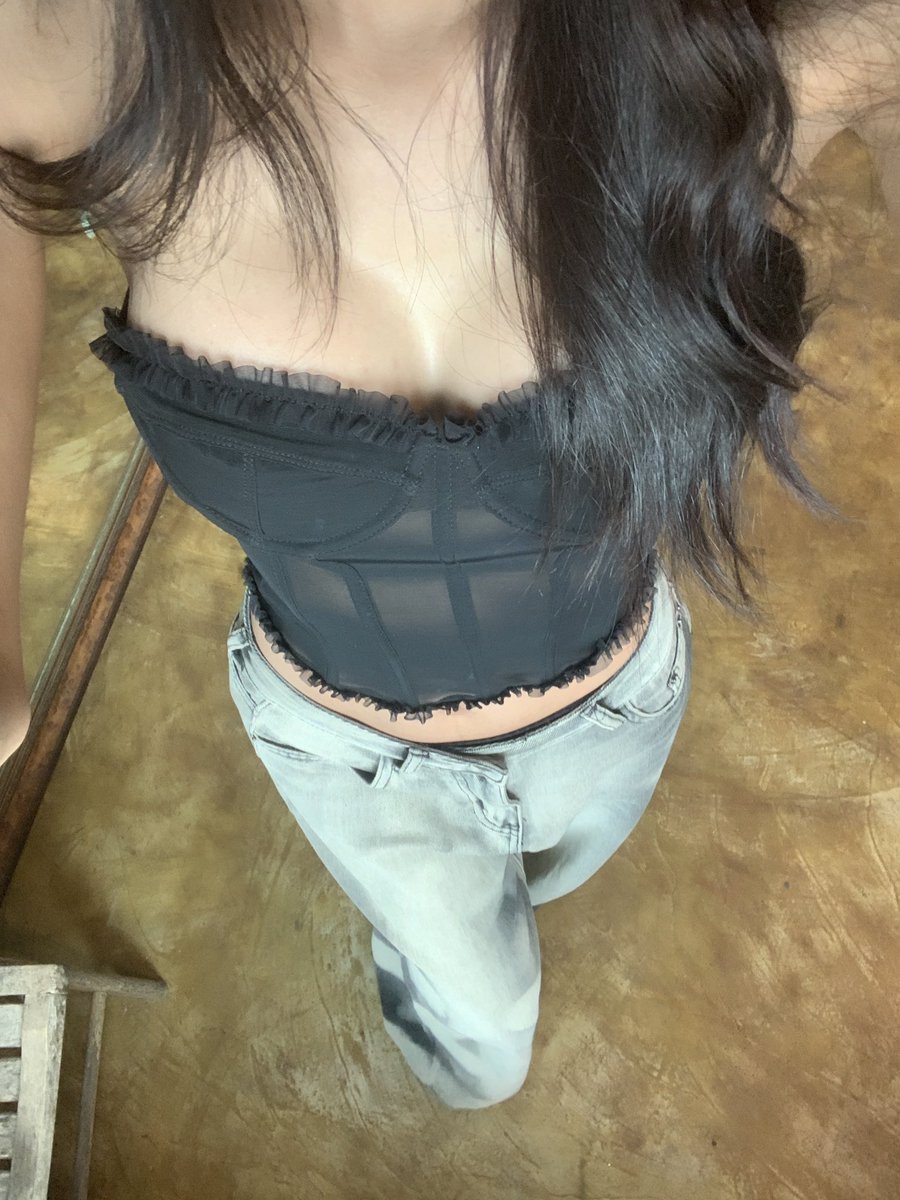 อยากกินหมูกระทะ._. tweet media