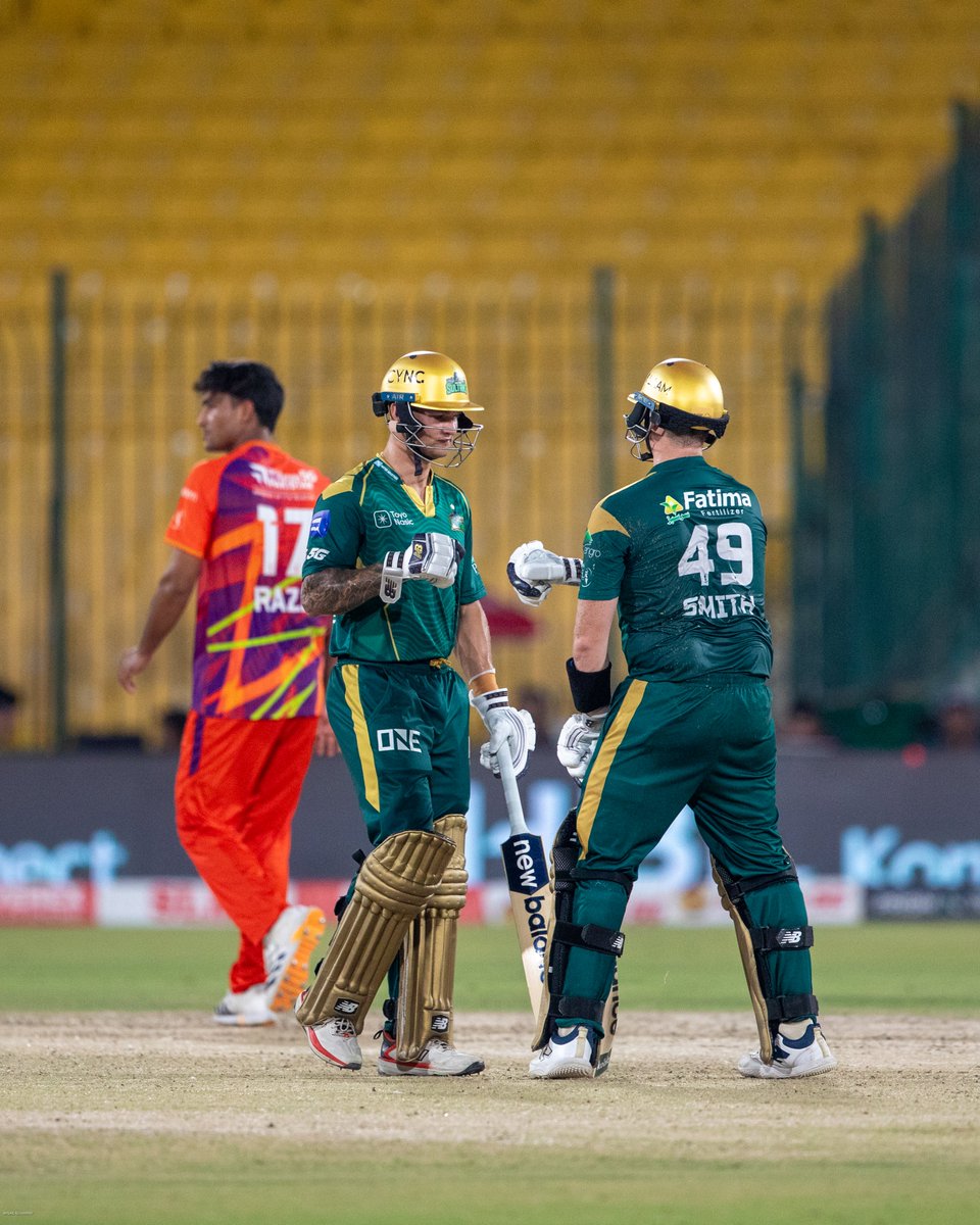 thePSLt20's tweet image. Sultans keeping the chase on🔥

#HBLPSL11 | #NewEra | #RPvMS