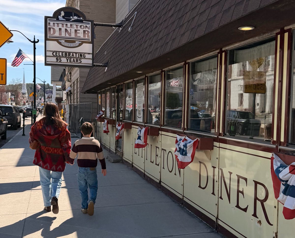 ▼ Kiel James Patrick tweet media